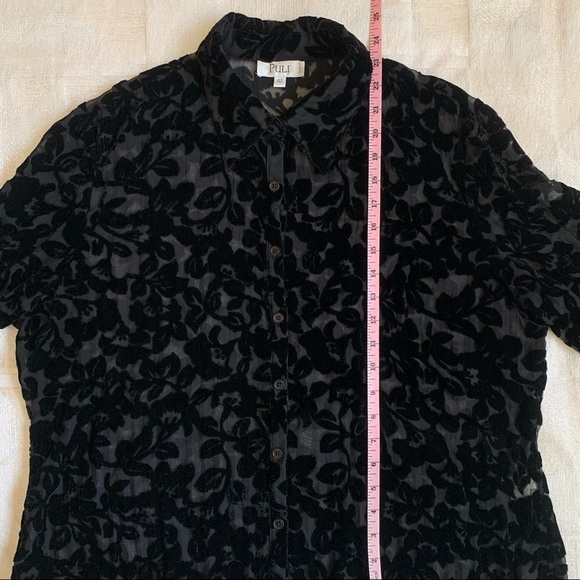 Vintage Floral Black Velvet Blouse - Picture 11 of 12